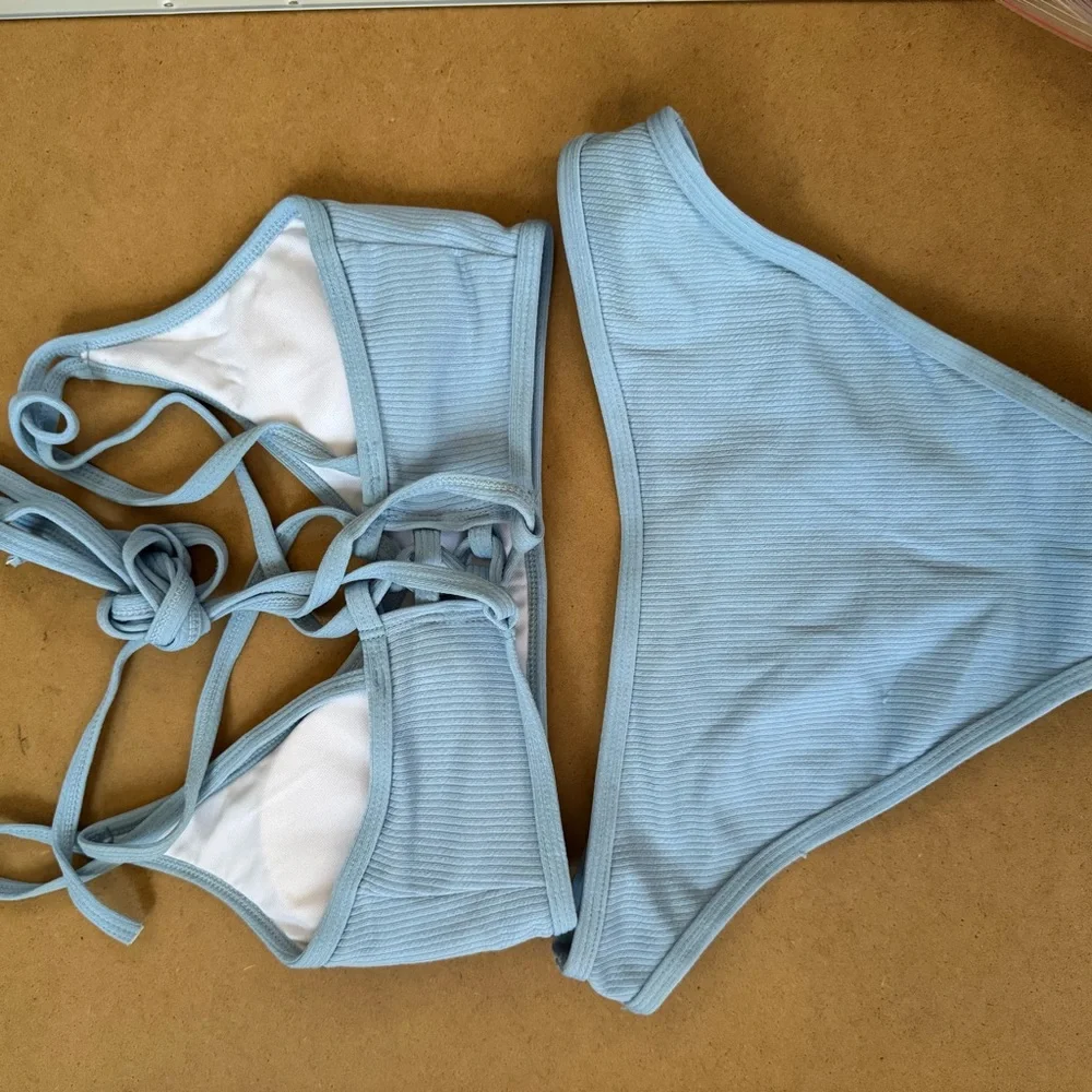 Light Blue Ribbed Bikini Set - Picture 2 of 2